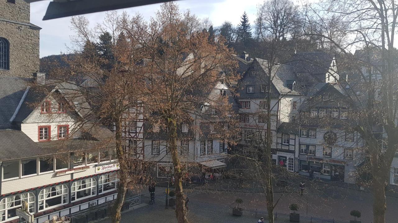 Historisches Haus Im Herzen Von Моншау Экстерьер фото